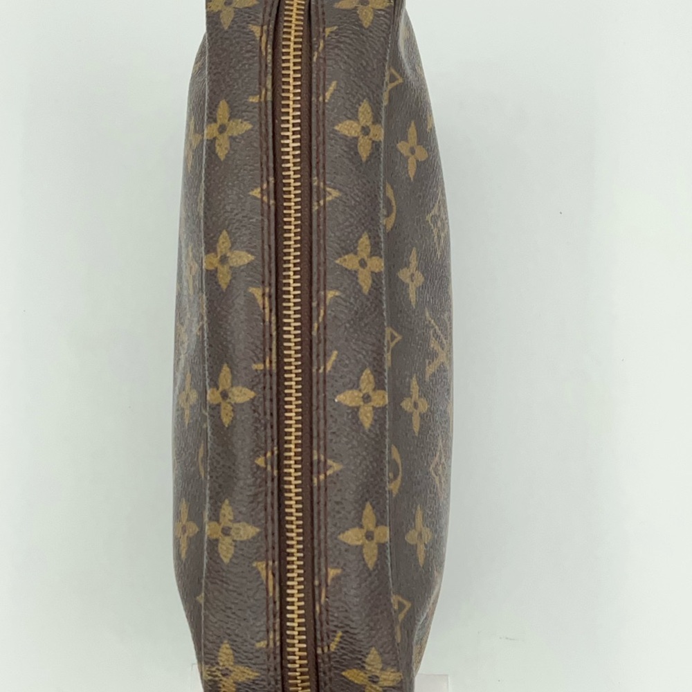 Louis Vuitton Trousse 23 Monogram Toilet Bag Very Good Condition w/LV Dust Bag - Picture 7 of 12